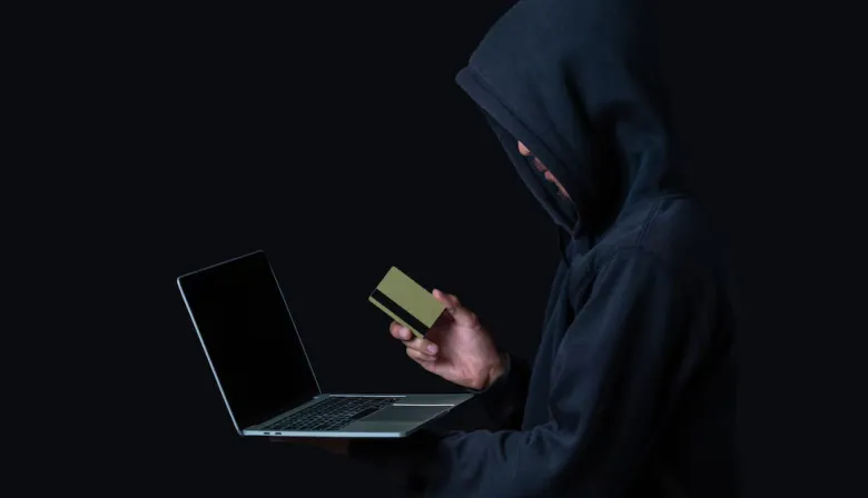 La nueva estafa por correo que roba datos y vacía cuentas en segundos