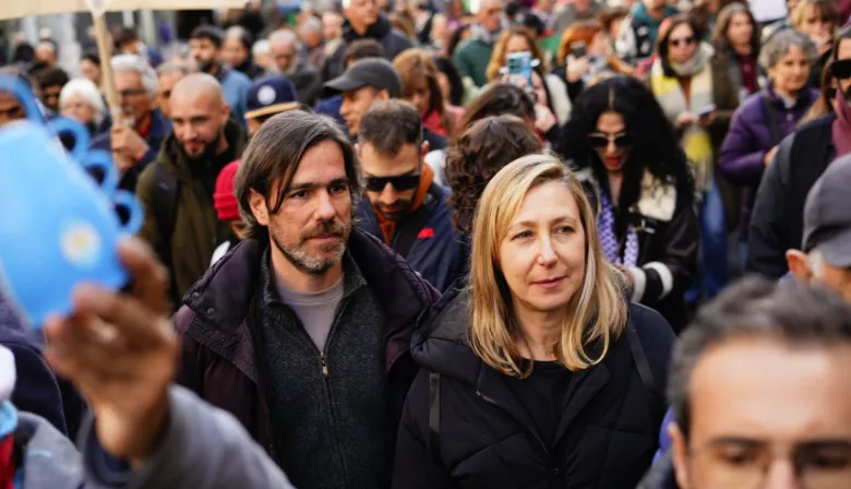 Del Caño y Bregman visitan Guernica junto a vecinos y referentes del FITU
