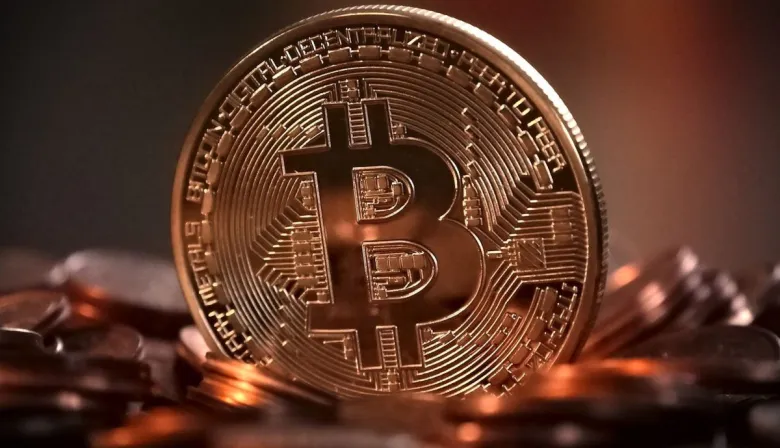 Récord histórico para el Bitcoin: los dos motivos que llevaron a la criptomoneda estrella a superar los USD 110.000
