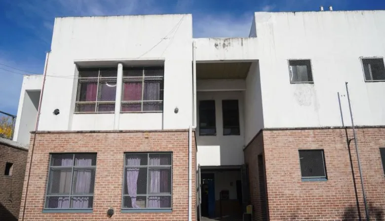 Impulsan mejoras en escuelas de Ingeniero Budge