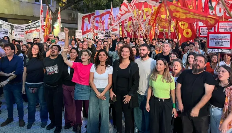 La Izquierda cerró su campaña en el Obelisco con fuertes críticas al oficialismo y la oposición