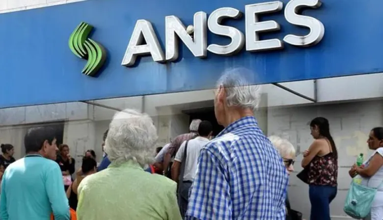 Junio llega con aumento para jubilaciones, pensiones y asignaciones
