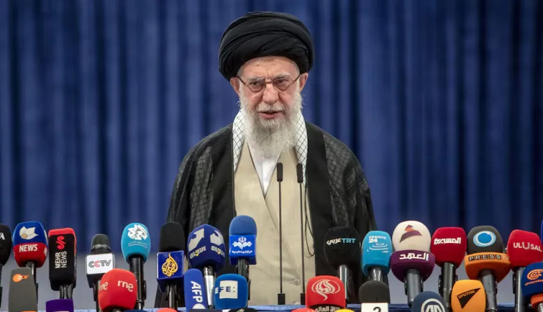Khamenei amenazó a Estados Unidos con “daños irreparables” y aseguró que Irán “nunca se rendirá”