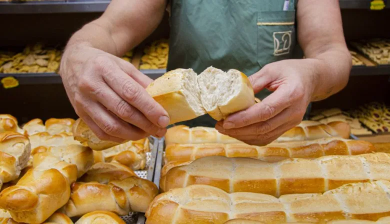 El pan, cada vez más caro: advierten que podría superar los $4.500 por kilo