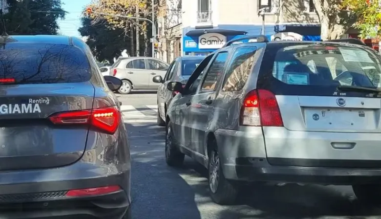 Faltante de chapas patente en Argentina: cómo afecta a los autos y al control de tránsito