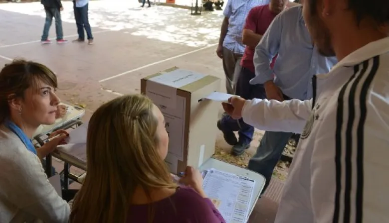 Provincia: cambios en los lugares de votación y reubicación de electores en nuevas escuelas