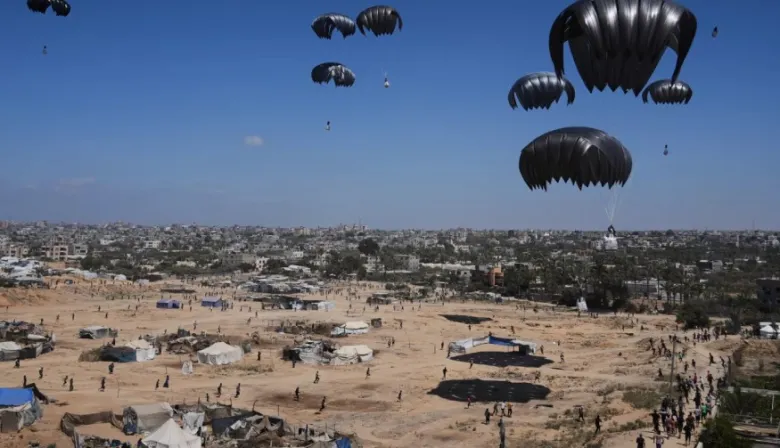 Cinco países lanzan ayuda aérea en Gaza en medio de la hambruna