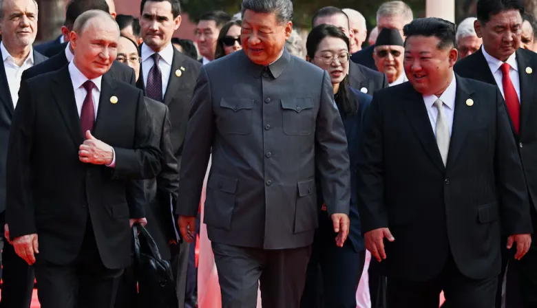 China mostró músculo militar y estrechó lazos con Rusia y Corea del Norte en un desfile en Beijing