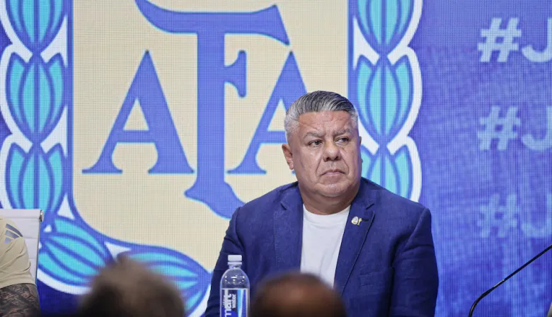 El fútbol argentino se paraliza cuatro días en respaldo a Tapia y Toviggino