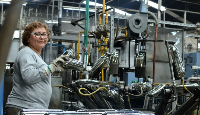 Lumilagro deja de fabricar termos en el país y reorganiza su negocio tras más de ocho décadas