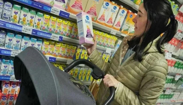 Fuerte impacto en el bolsillo: cuánto costó criar a un hijo en febrero, según el INDEC