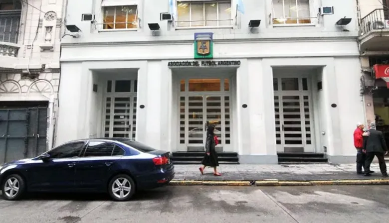 Allanan al menos 10 clubes en la causa contra la AFA y Sur Finanzas