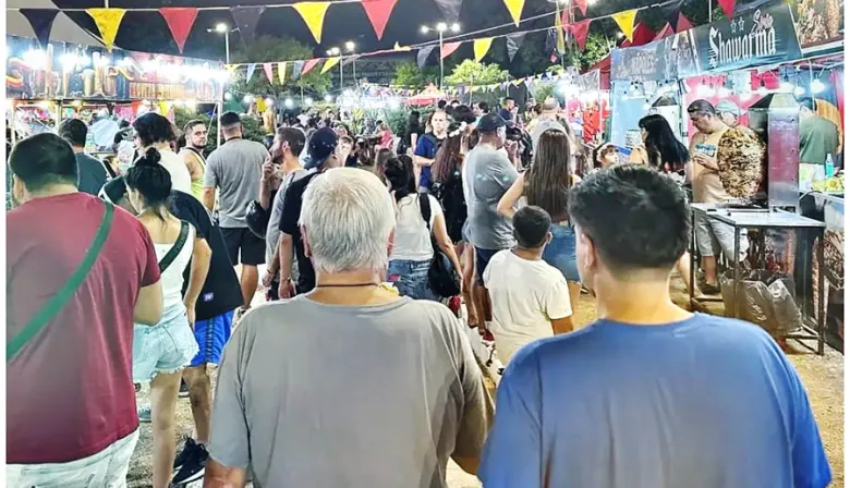 Ciudadela se llena de música, sabores y feria con una nueva edición de Viví 3F