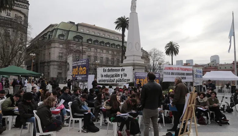 Paro docente en universidades: se profundiza la tensión y peligra la continuidad de clases