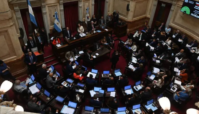 El oficialismo intenta aprobar en el Senado la reforma sobre propiedad privada y 36 pliegos judiciales