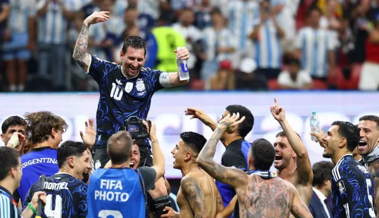 Argentina le ganó 2-1 a Inglaterra y jugará la final del Mundial 2026
