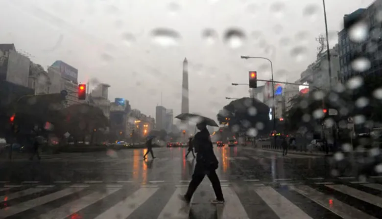 Alerta naranja por tormentas en el AMBA: anticipan lluvias intensas, ráfagas y posible granizo durante el fin de semana
