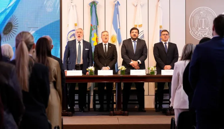 Guillermo Longhi asumió su segundo mandato al frente del Colegio de Escribanos bonaerense