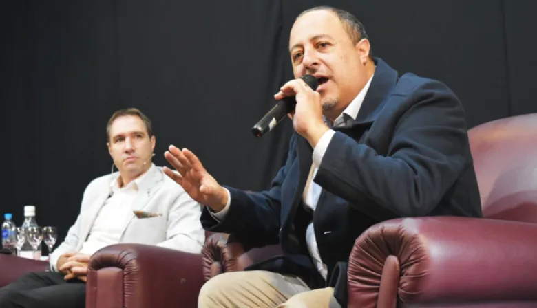 Facundo Ahumada cuestionó a Martín Llaryora por su acercamiento a los evangélicos