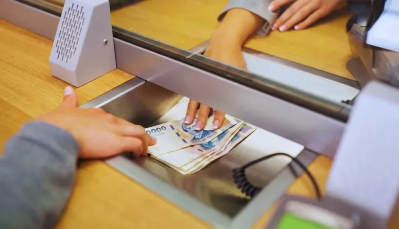 El crédito busca recuperar protagonismo, pero las familias y empresas enfrentan tasas y morosidad