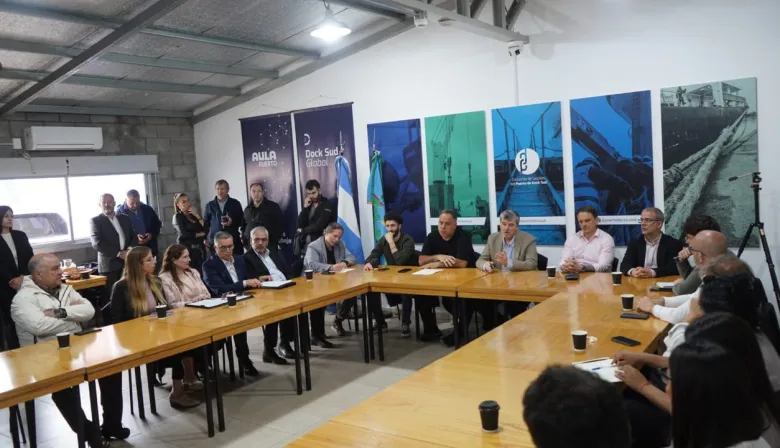 Puerto Dock Sud impulsa herramientas financieras para proyectar la producción regional al mundo