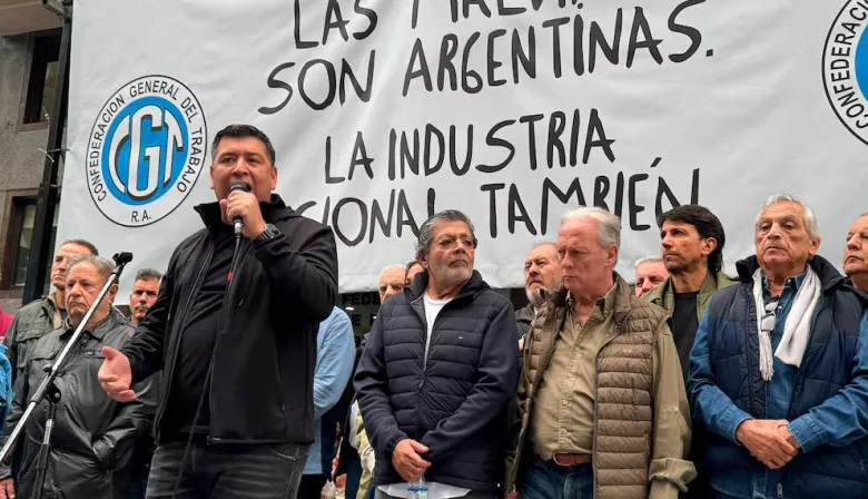 La CGT llevó su reclamo a la calle y volvió a cuestionar el rumbo económico de Milei