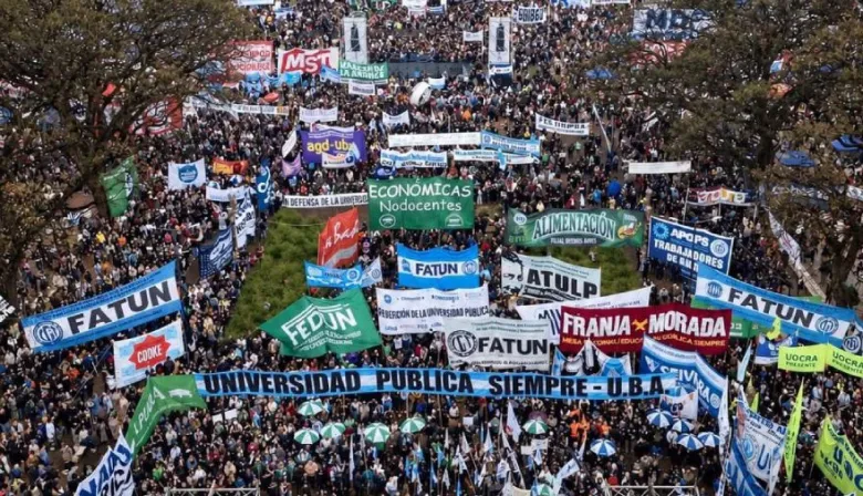 La quinta Marcha Federal Universitaria reclamó la aplicación de la Ley de Financiamiento