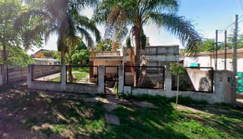 Investigan la muerte de una pareja y sus tres hijos en una vivienda de Merlo