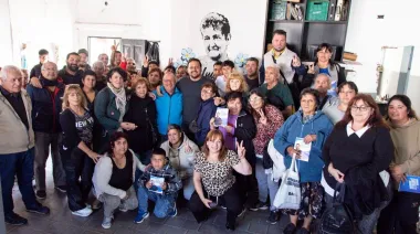Santalla: "Es necesario organizarnos para que, junto a Cristina, volvamos a construir buenos tiempos para nuestros vecinos”