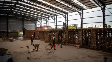 Avanza la construcción del Polideportivo del Barrio Kolynos en Quilmes Oeste