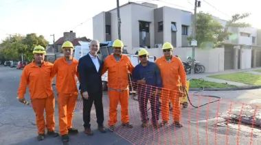 Con nuevo pavimento en Tolosa, Alak amplía el Plan de Obras Públicas en La Plata