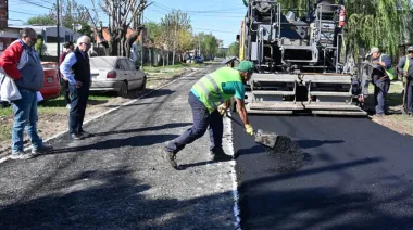 Julio Zamora supervisó obras de pavimentación en Benavídez: “Sin obra pública no hay progreso”