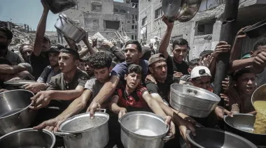 La ONU alertó que 14 mil bebés necesitan comida urgente en Gaza y recibió permiso de Israel para ingresar 100 camiones