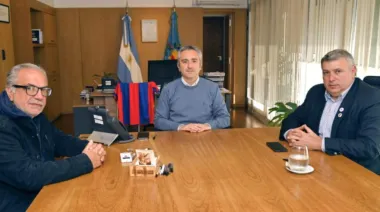 Larroque y Succurro firmaron un convenio por mejoras habitacionales