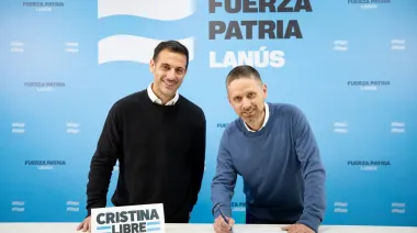 En Lanús, Leandro Decuzzi encabeza la lista de Julián Álvarez