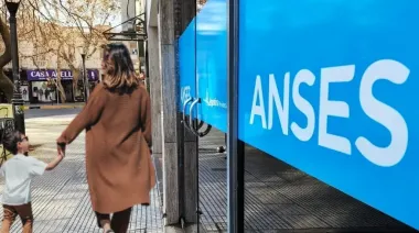 ANSES: cuál es el calendario de pago de la AUH con aumento para agosto de 2025