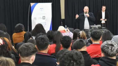 Educación financiera para jóvenes: el Instituto Progresar llevó su ciclo de conferencias a San Martín