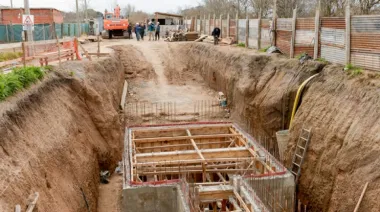 Avanza el nuevo colector cloacal que beneficiará a 60 mil vecinos