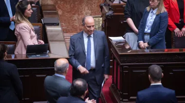 La oposición busca avanzar con una moción de censura contra Guillermo Francos