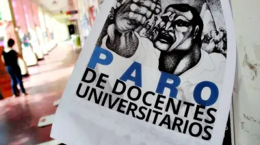 Docentes universitarios inician un paro de 72 horas en reclamo por la ley de financiamiento