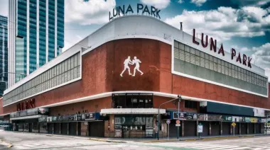 Crece la polémica por la posible demolición del Luna Park tras la audiencia pública del GCBA