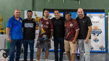 Julián Álvarez acompañó el cierre de año de la Liga FICBA