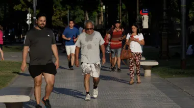 Finde largo en el AMBA: altas temperaturas, sol pleno y alivio recién el domingo