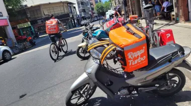 Un informe de la UBA advierte que el 72% de los trabajadores gana menos que la Canasta Básica Total