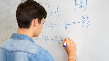 Capital Humano impulsa un plan para fortalecer la matemática