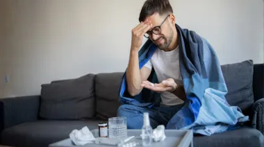 Detectan la “súper gripe” H3N2 en el país y recomiendan un antiviral para reducir complicaciones