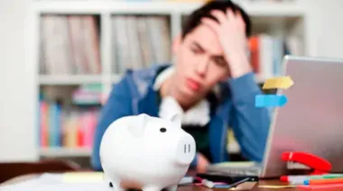 Ocho de cada diez personas apoyan la enseñanza obligatoria de educación financiera