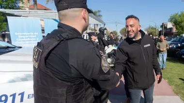 Castillo presentó informe de seguridad de Lanús a concejales y concejalas