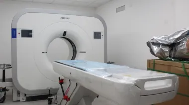 La Provincia de Buenos Aires entregó un tomógrafo en el hospital “Cestino” de Ensenada