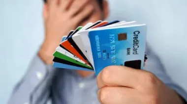 Crece la morosidad bancaria y más del 9% de las familias ya tiene dificultades para pagar sus deudas